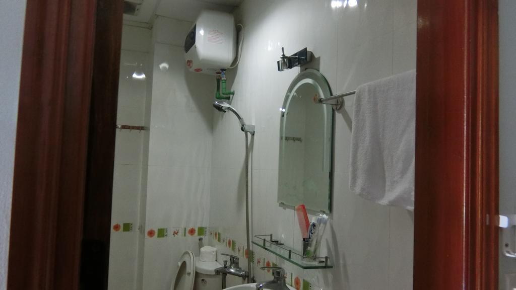 Anh Tuan Hotel Hue Camera foto